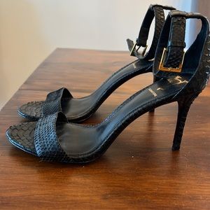 Vero Cuoio Signature Heels